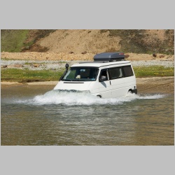 _DSC1560_Landmannalaugar_zweite-Furt-vorm-Campingplatz.JPG